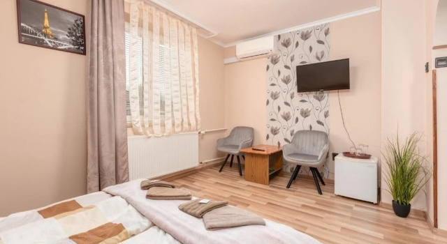 Полулюкс Janika Pension