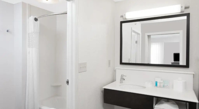 Люкс Hampton Inn & Suites Munster