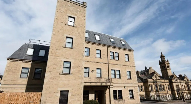 Halifax House, Studio Apartment 213
