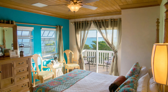 Gems at Paradise Beach Hotel, Prenota Hotel Clarence Town Long Island