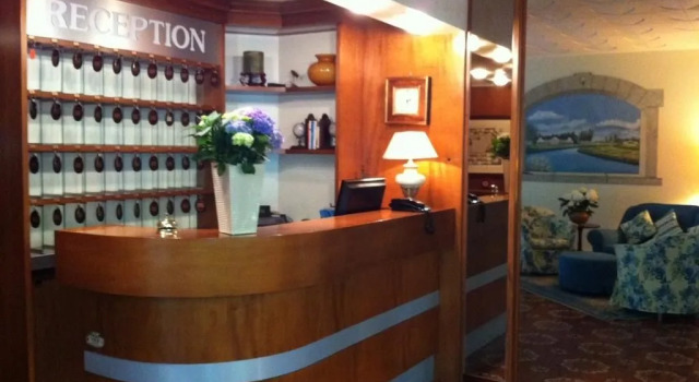 Hotel Riviera, Забронировать Отель Лидо ди Езоло Riviera Ovest, рядом с Torino Square