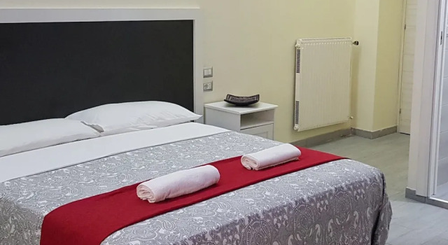 Lili & Aurora Home, Забронировать Отель Вокзал Термини , рядом с Вокзал Термини