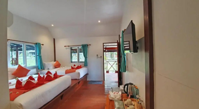 Трёхместный номер Standard Koh Jum Delight Beach