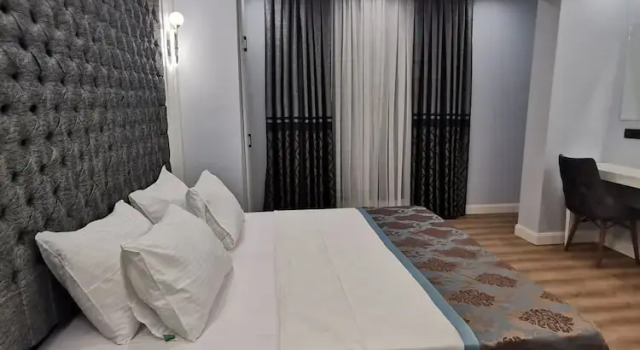 Двухместный номер Deluxe Luxx Garden Hotel