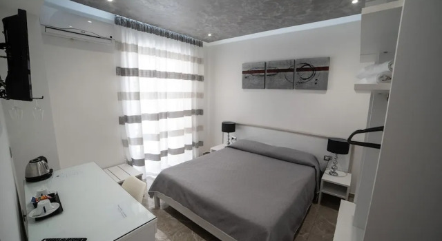 Deluxe dobbelt værelse med byudsigt Tropea Luxury & Charm
