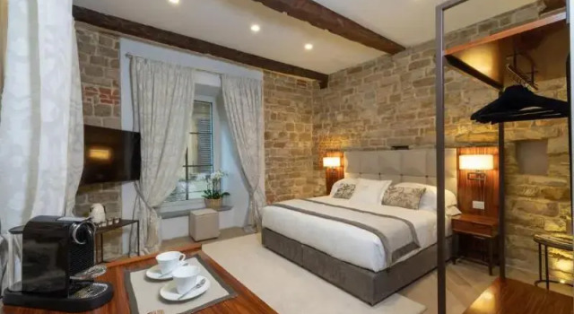 Полулюкс Classic Donati Luxury Tower Suites