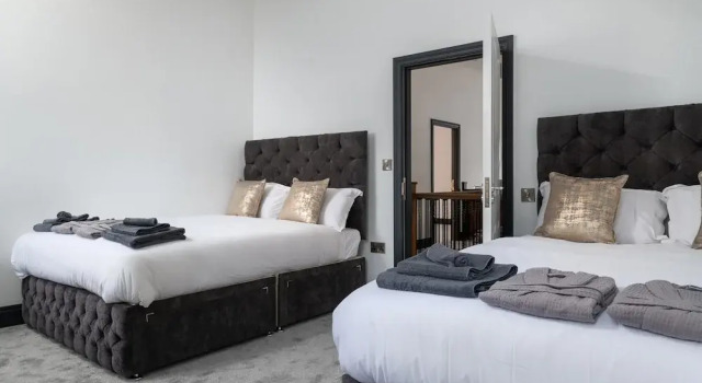 Beautiful 5 Bedroom Apartment in Capel Salem, Забронировать Апартаменты/квартира Отели Фестиниог с парковкой, Парковка