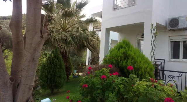 Апартаменты с 2 комнатами Korfes Apartments