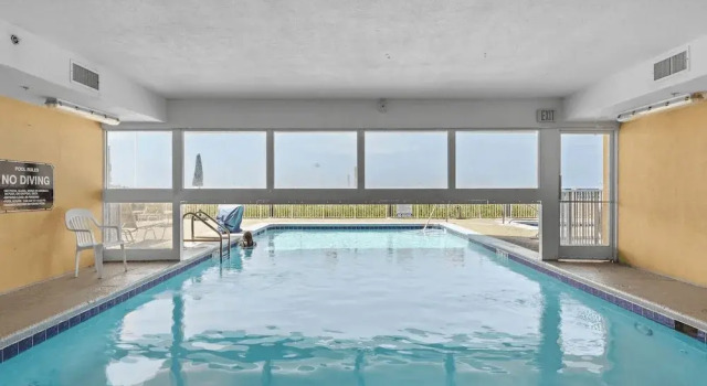 Апартаменты Emerald Isle 701 by Avantstay Gul Front Corner Unit 2 Pools