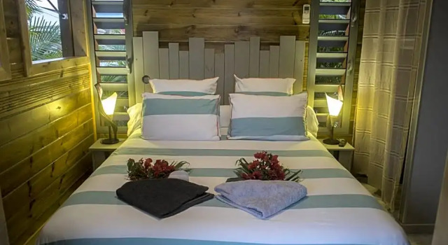 BUNGA-LODGE (bungalow 4* avec piscine privée), Prenota Hotel Hotel a Grande-Terre con piscina, Piscina