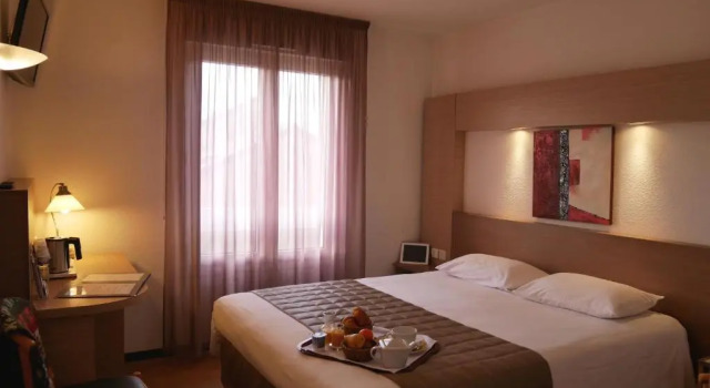 Standart çift kişilik oda Cévenol Hôtel