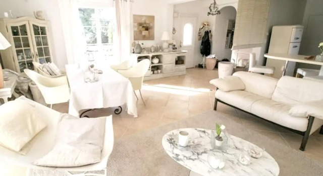 Villa With 4 Bedrooms in Lambesc, With Private Pool, Enclosed Garden and Wifi - 30 km From the Beach, Забронировать Вилла Ламбеск Буш-дю-Рон