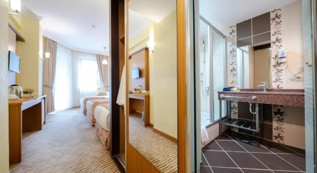 Трёхместный номер Standard Ridos Thermal Hotel & Spa