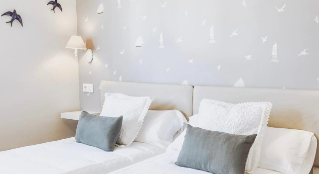 BELLA KALMA, acogedora casa con parking, jardin y wifi, Prenota Hotel Hotel a Asturie con parcheggio, Parcheggio