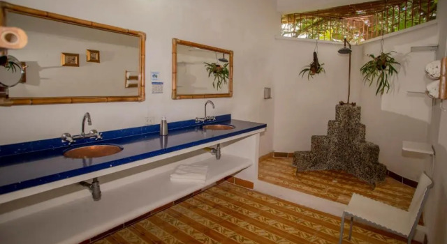 Полулюкс Hacienda El Saman