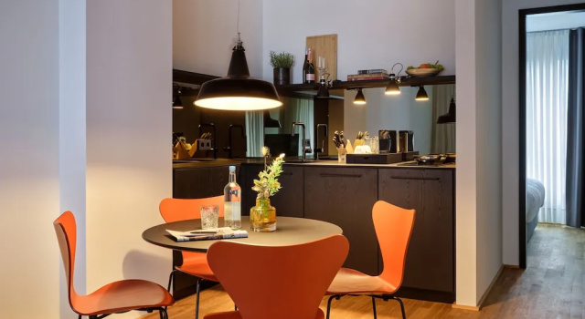 Апартаменты с 2 комнатами Boston Apartments HH