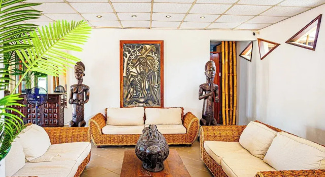 Kombo Oasis, Book Hotel Hoteller i Serekunda med pool, Swimmingpool
