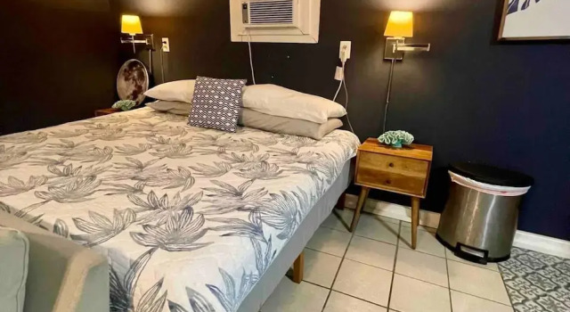 Студия Bunk House