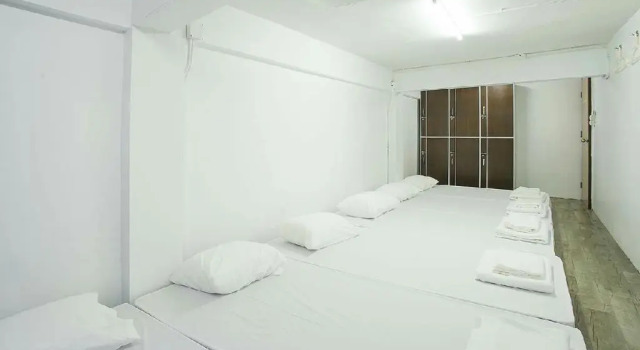 Кровать в общем номере The Port Hostel