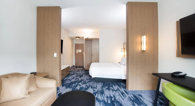 Fairfield Inn & Suites Jasper, Boek Hotel Jasper Indiana, in de buurt van Jasper Municipal Golf Course