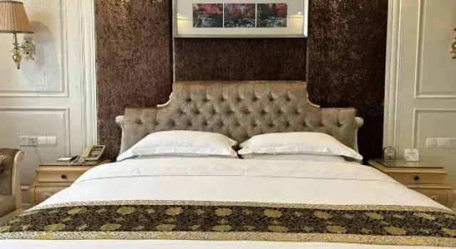 Двухместный люкс Executive Baiyunbian Hotel