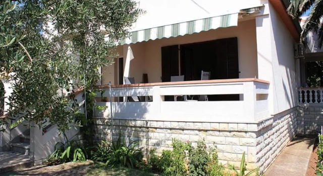 Studio apartment Marčelina
