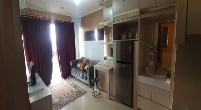 Stüdyo OYO 93439 The Suites Metro Apartment By Interindo