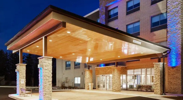 Двухместный номер Standard Holiday Inn Express & Suites Chicago North Shore - Niles by IHG