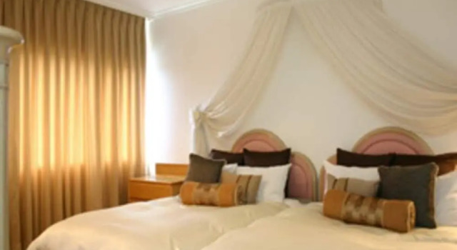 Четырёхместный люкс Kakegawa Grand Hotel