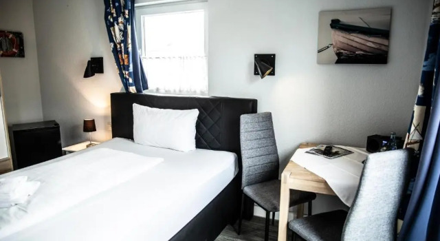 Одноместный номер Standard с балконом Hotel Tum Stüürmann