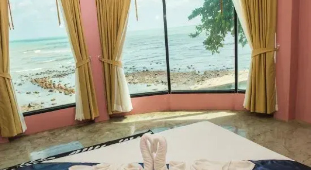 Люкс Sea Stone Hotel Sichon