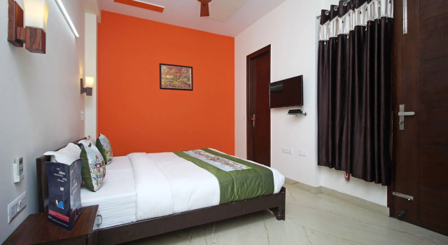 OYO 6601 Mannat Residency, Varaa Hotelli Gurgaon 