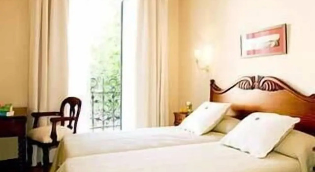 Двухместный номер Standard с балконом Hotel la Vila