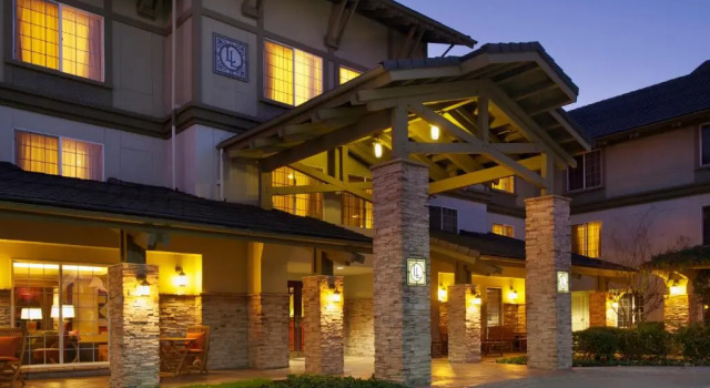 Larkspur Landing Extended Stay Suites Campbell, Забронировать Отель Отели Кэмпбелл с парковкой, Парковка