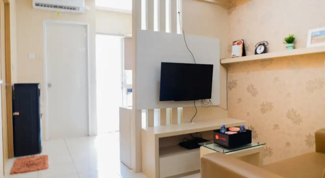 Elegant 2BR Apartment near to East Coast Center at Educity Pakuwon