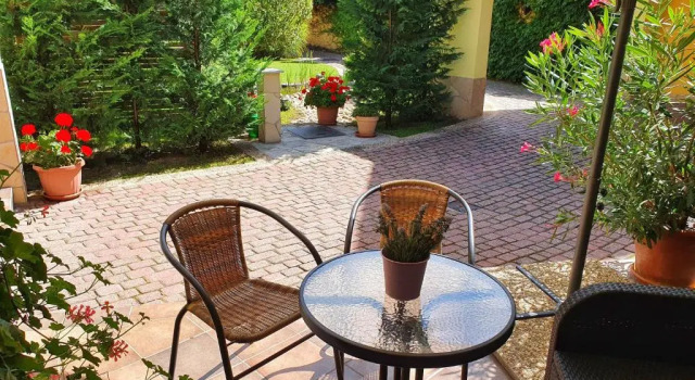 Апартаменты Gardenia Apartman