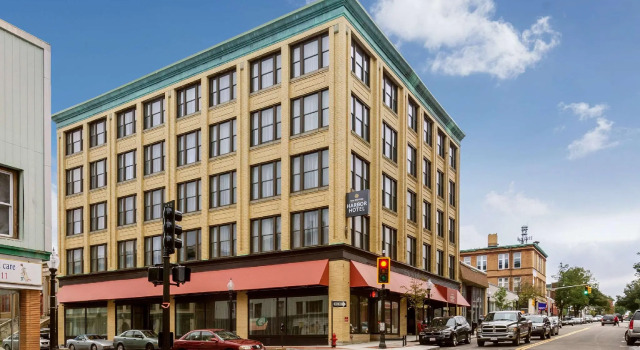 Четырёхместный номер Standard New Bedford Harbor Hotel