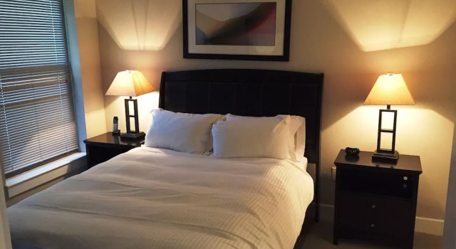 Апартаменты Luxury Weichert Suites at the West End