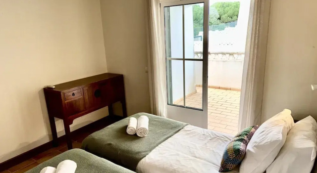 Charming Apartment Near Atlantic Ocean, Забронировать Апартаменты/квартира Отели Карвоэйру с парковкой, рядом с Пешеходный маршрут Sete Vales Suspensos, Парковка