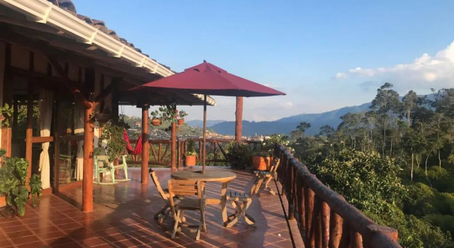 Апартаменты Akawanka Lodge