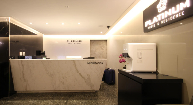 Platinum Hotel