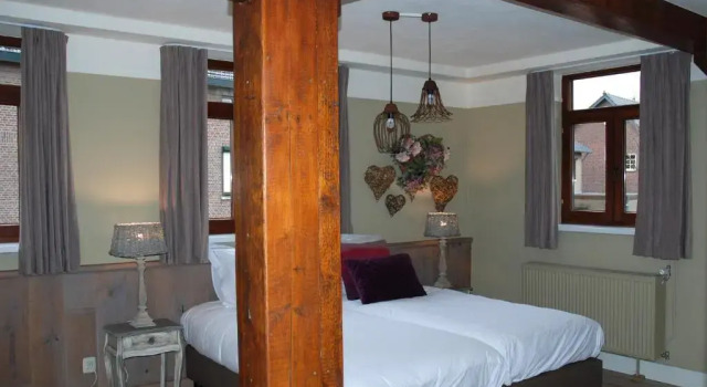 Bed en Breakfast VerdeSud, Забронировать Отель Отели Эйсден 3 звезды, 3*