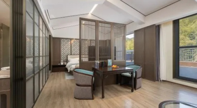 Люкс Deluxe с красивым видом из окна Lushan Maison New Century Resort Hotel