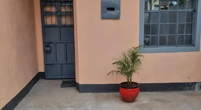 Stay.Plus Donholm Bungalow