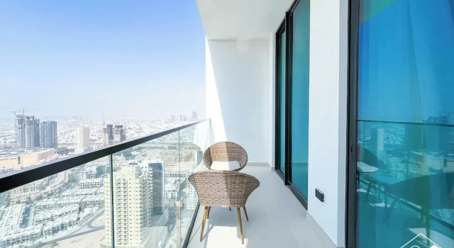 Апартаменты Luxury 1BR Balcony, Pool, Gym Prime Location