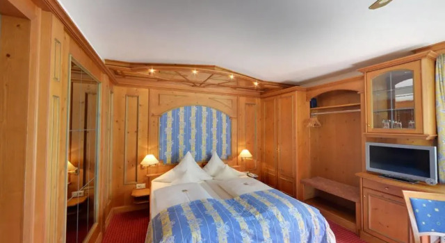 Трёхместный номер Standard Hotel Augsburger Hof