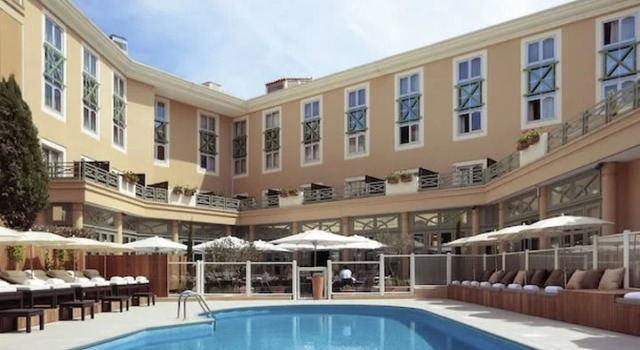 Номер Superior Grand Hôtel Roi René Aix - MGallery Collection