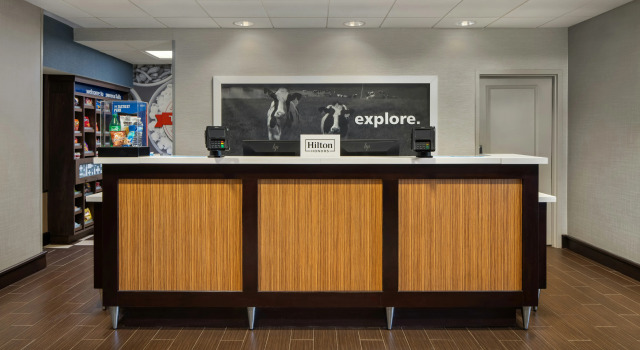 Hampton Inn Seneca Falls, Rezervasyon Otel Seneca Falls Cayuga Lake Wine Trail