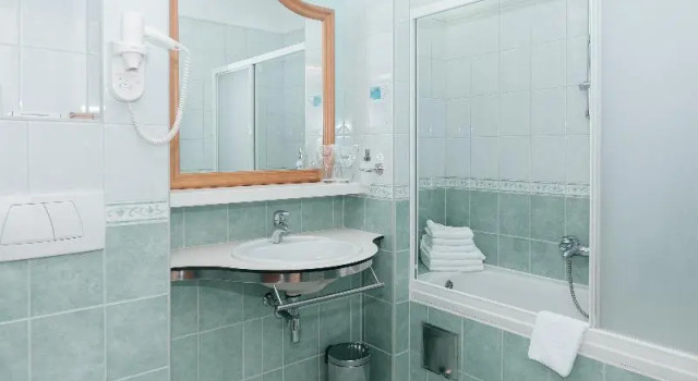 Трёхместный номер Standard Hotel Spongiola