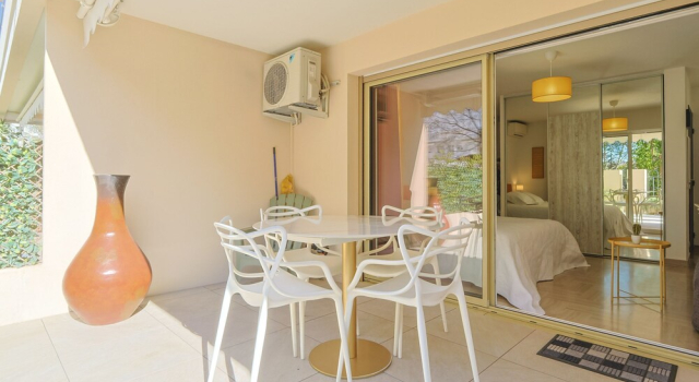 403 Le Zen in Cannes